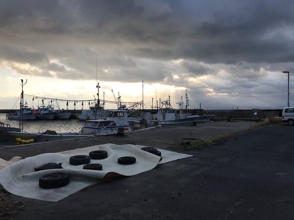 トップ画像下左